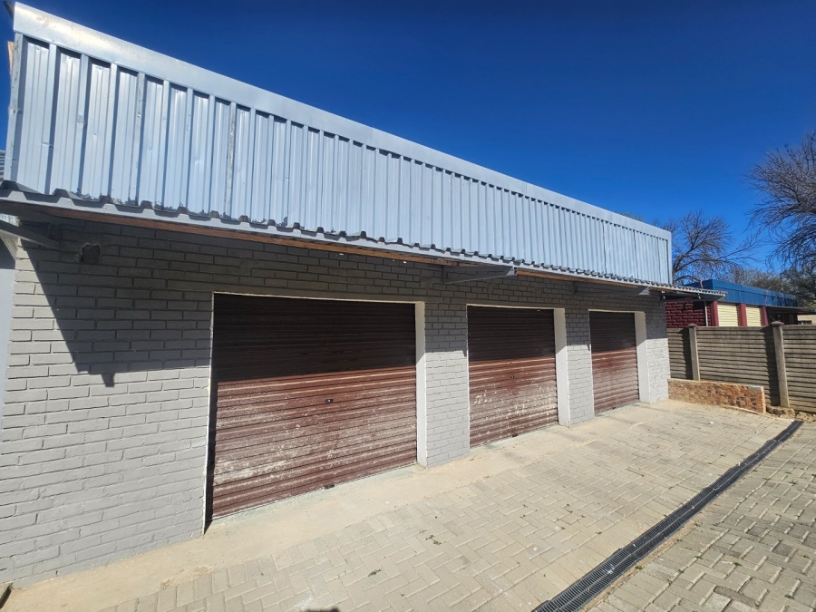 5 Bedroom Property for Sale in Panorama Free State